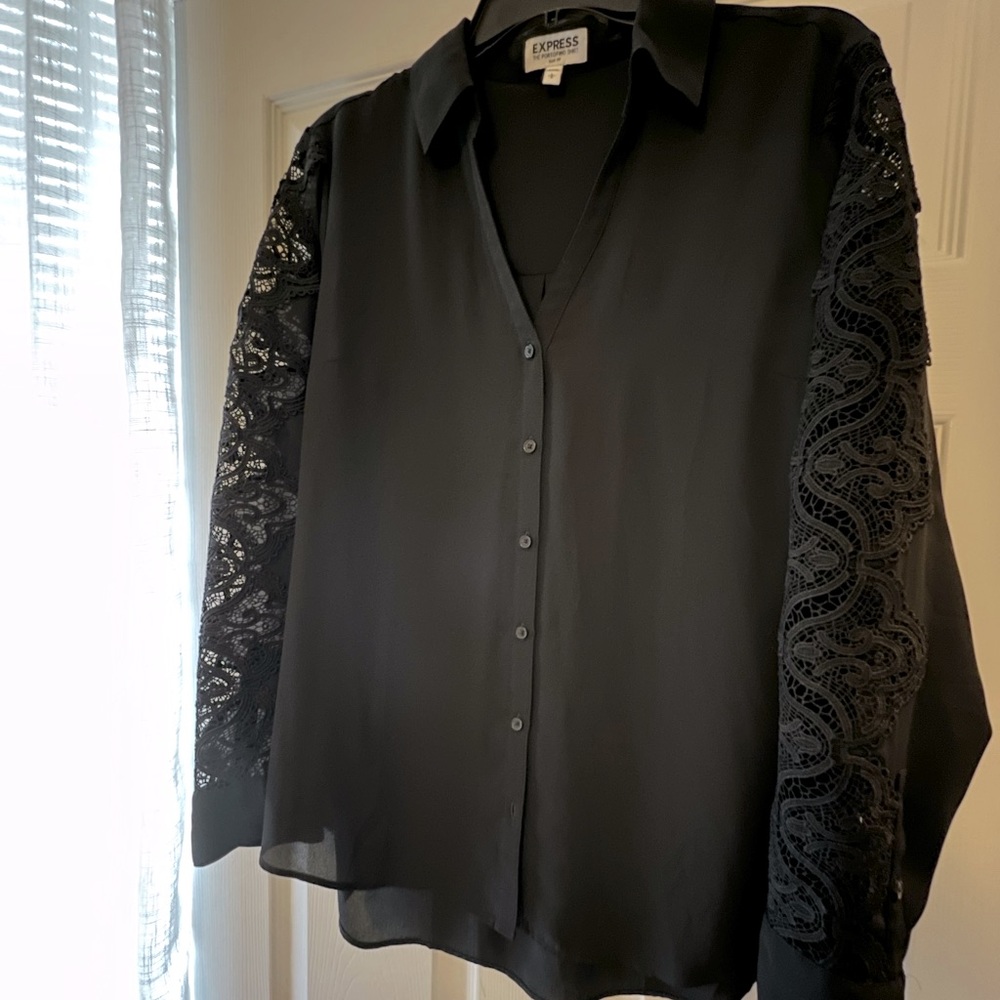 Express-The Portofino Slim Fit with Lace Detail